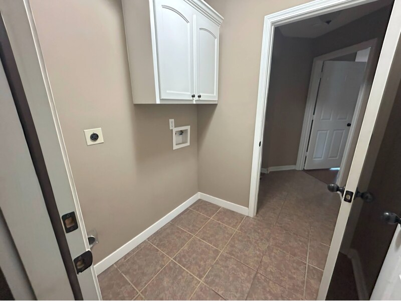 Building Photo - 42432 Palmstone Ave