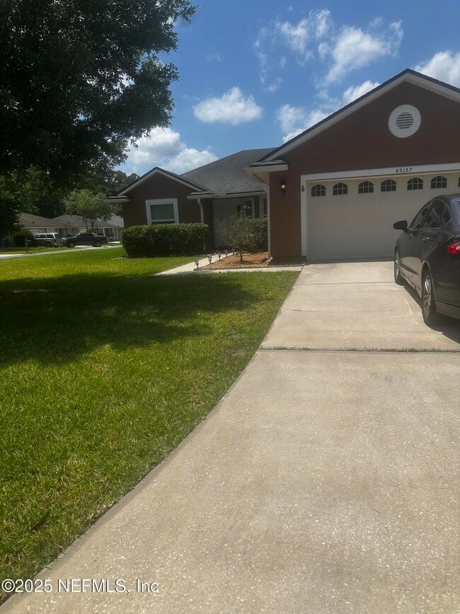 Building Photo - 45157 Ingleham Cir