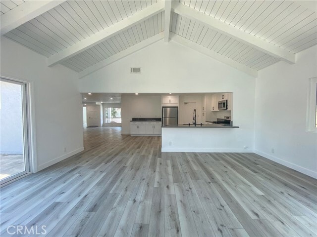 Building Photo - 10427 La Despensa Ave