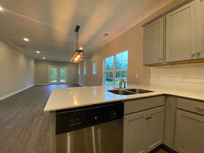 Building Photo - Home for Rent in Calera, AL!!! Available t...