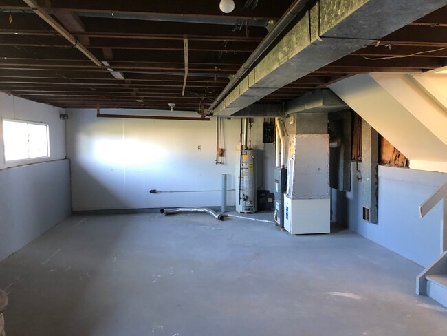 Building Photo - 80-82 Kincheloe