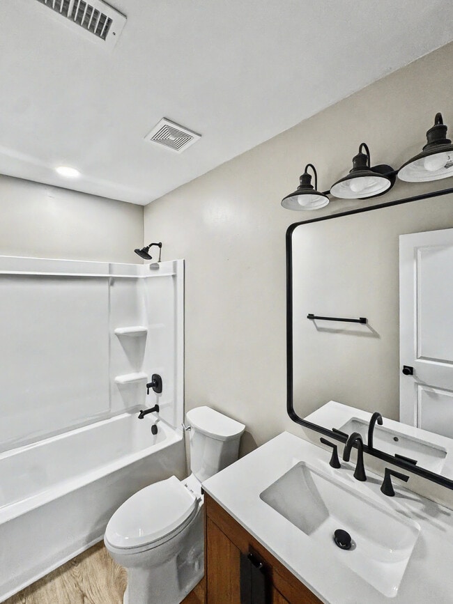 Building Photo - 274 Mariners Cir