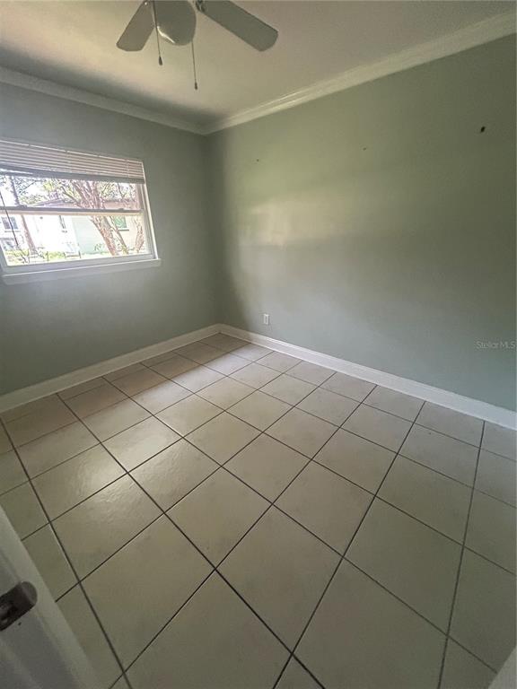 Building Photo - 206 N Cypress Way