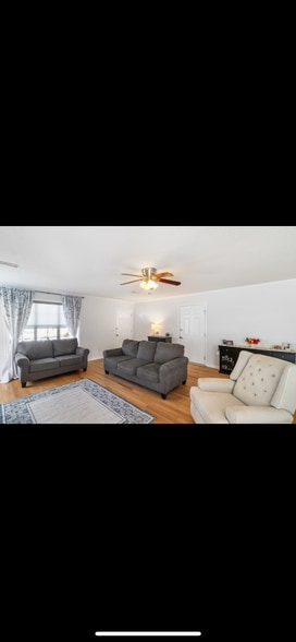 Building Photo - 151 Radford Cir