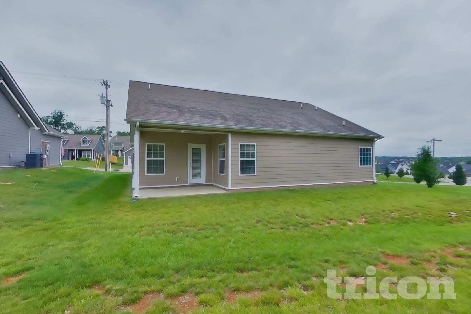 Building Photo - 713 W Coker Way