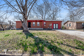 Building Photo - Adorable 3 Bedroom in Columbia, TN