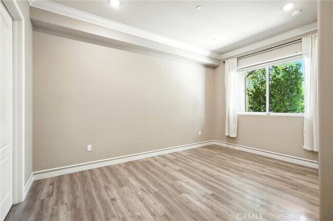 Building Photo - 201 N Reese Pl