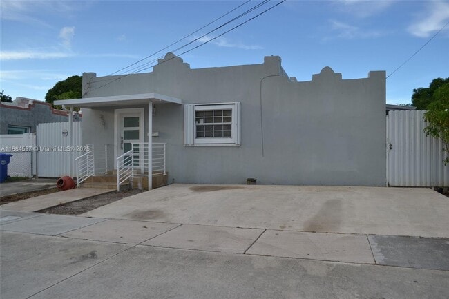 Building Photo - 3501 NW 14th Terrace