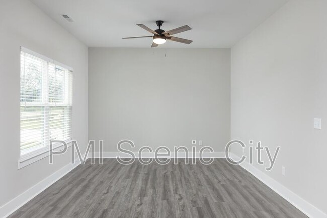 Building Photo - 4207 Willard Dr
