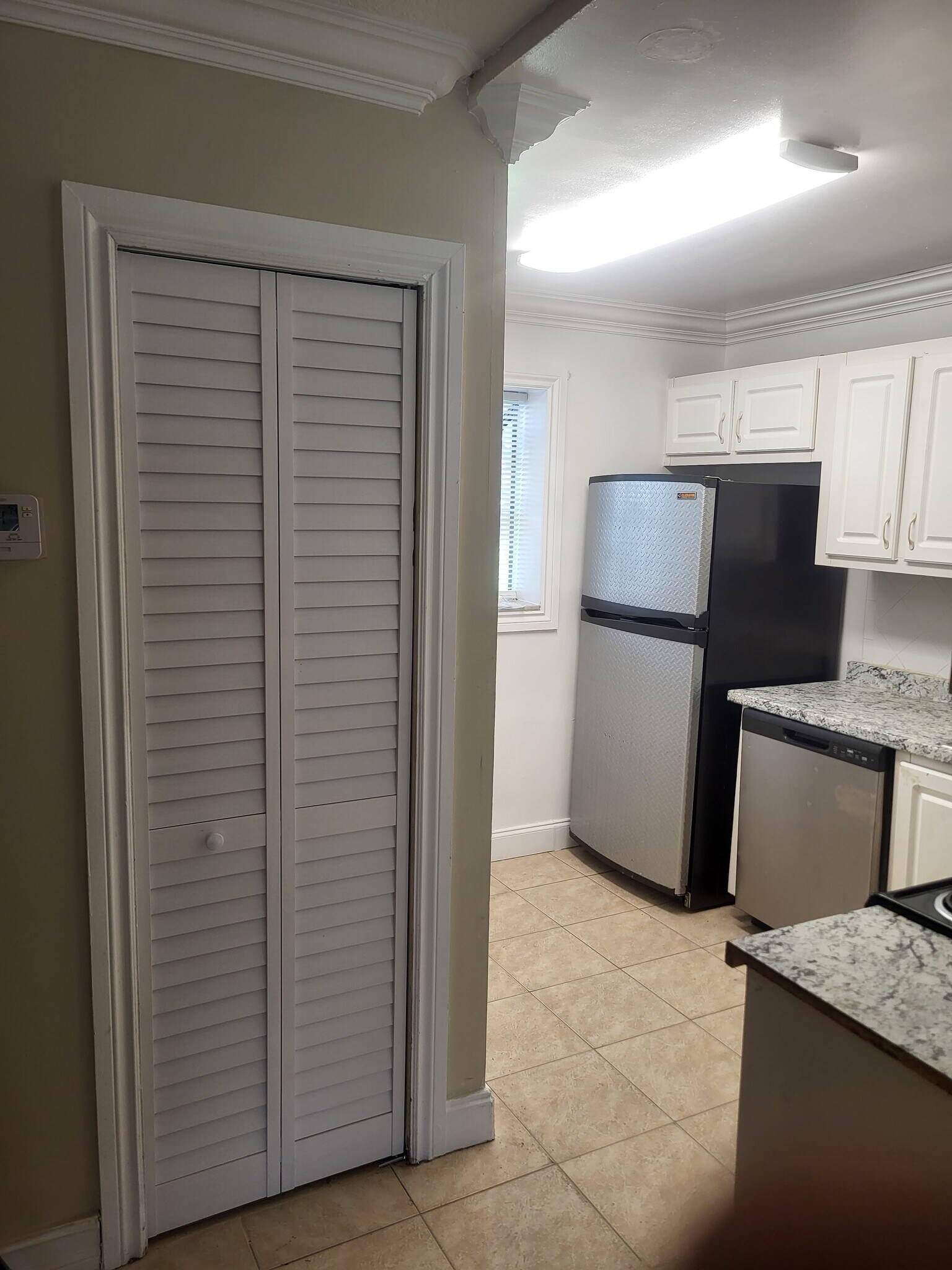 Building Photo - 116 Gardens Dr