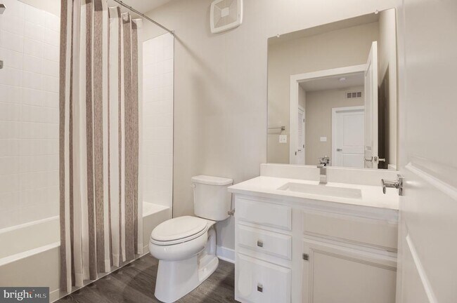 Building Photo - 12875 Mosaic Pk Wy