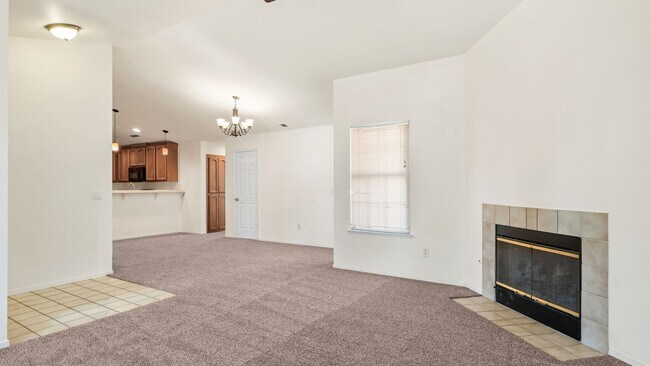 Building Photo - 5710 Fox Creek Dr