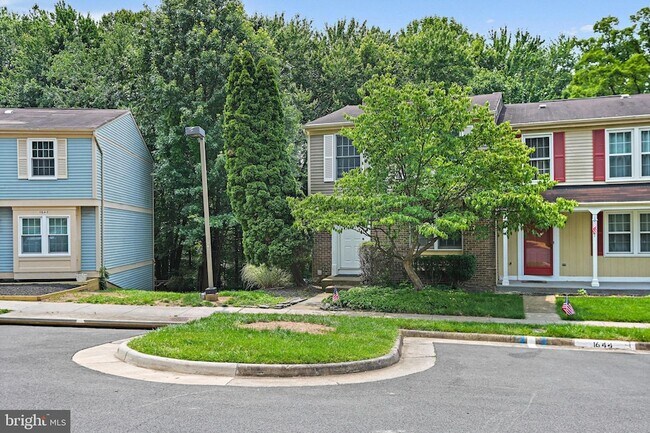 Building Photo - 1646 Barnstead Dr