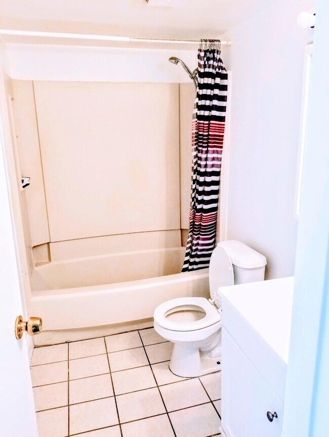 Building Photo - 1201 S Flagler Ave