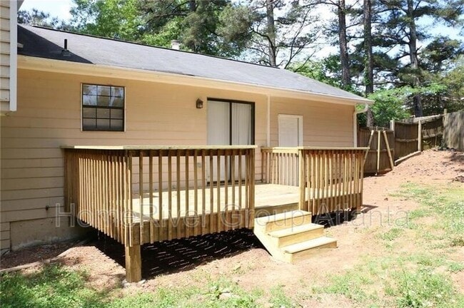Building Photo - 302 Kings Hill Ct