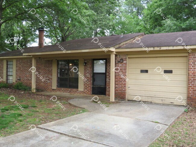 Primary Photo - 3606 White Oak Way SW