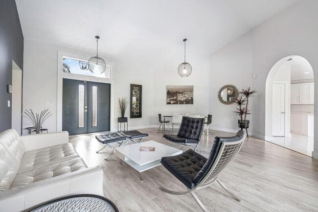 Building Photo - 10982 Ravel Ct