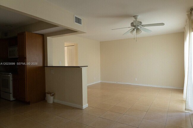 Building Photo - 8018 SW 18th Ct