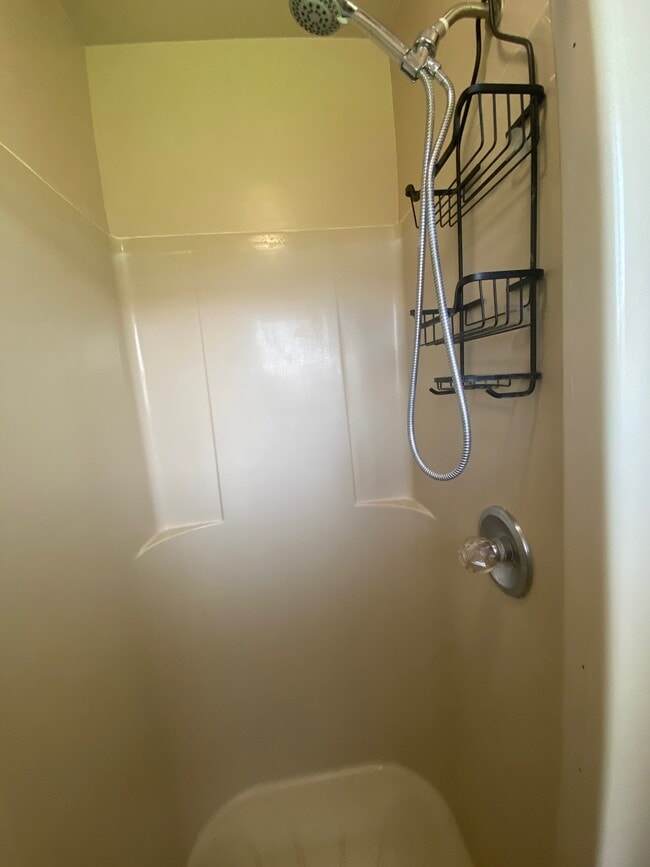 Building Photo - 3634 Roosevelt Cir