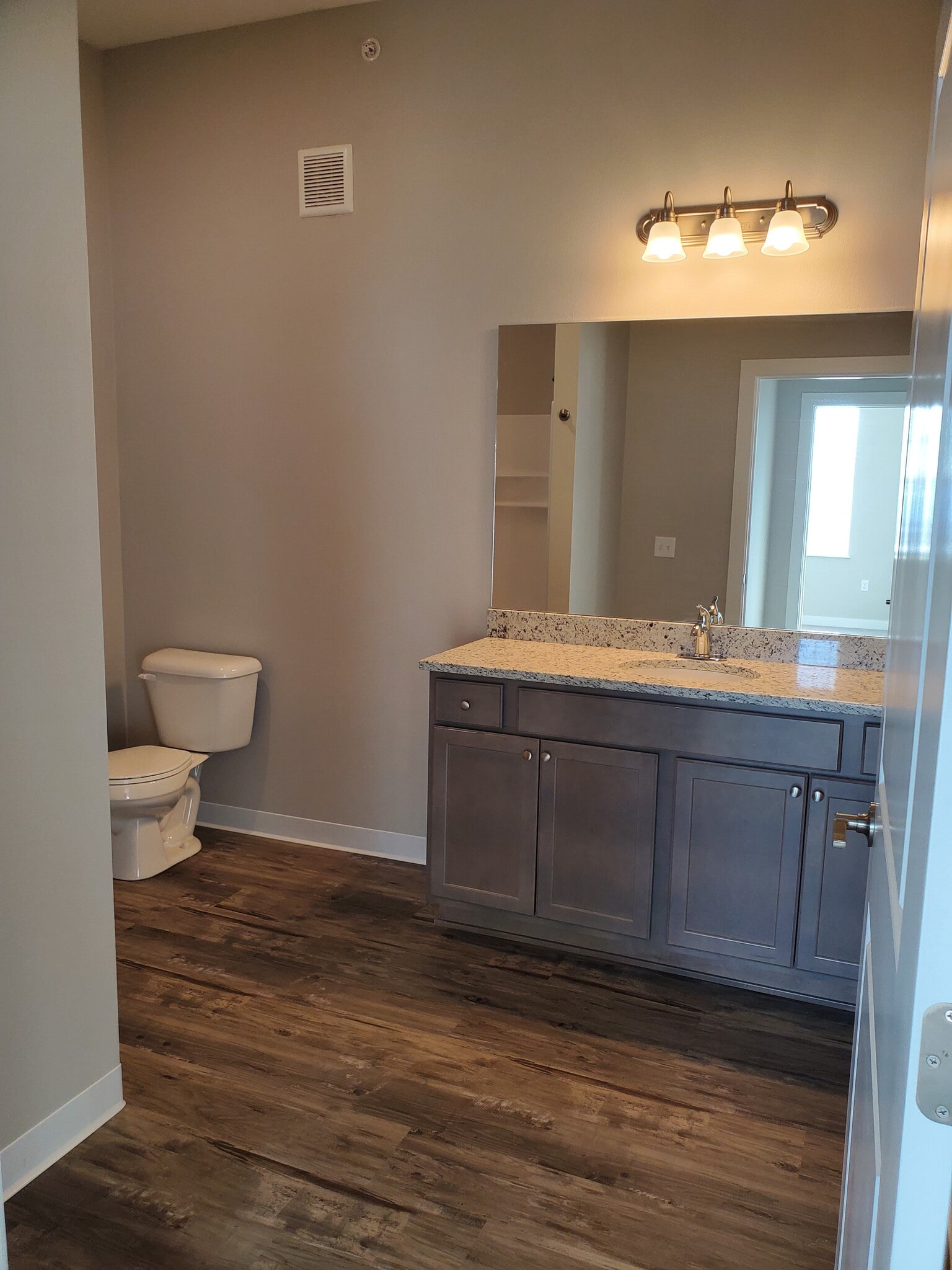 Bathroom - 802 Reed St