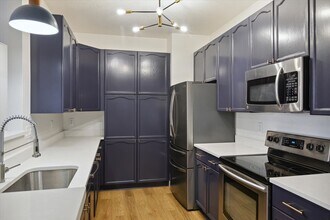 Building Photo - Fully Remodeled Three Bedroom, Two Bathroom Condo
