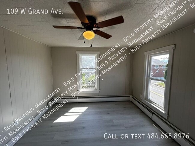 Building Photo - 109 W Grand Ave