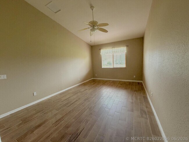 Building Photo - 6510 Oxford Cir