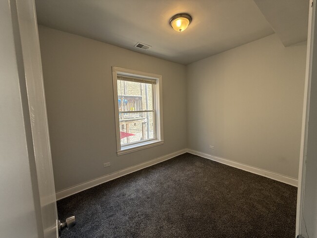 Building Photo - 3613 W Palmer St