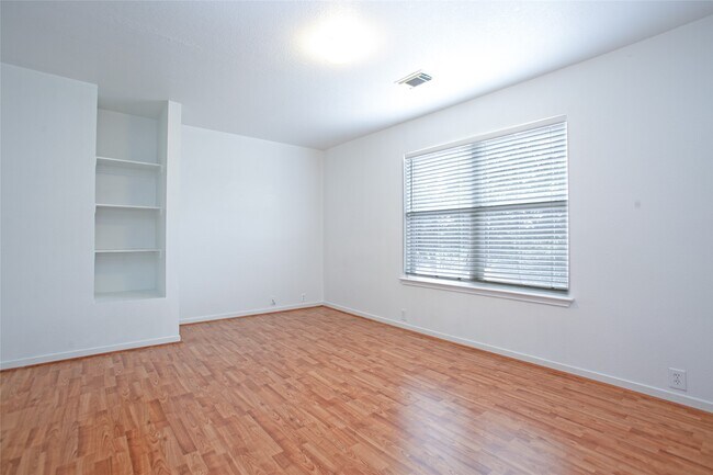 Building Photo - 17627 S Summit Canyon Dr