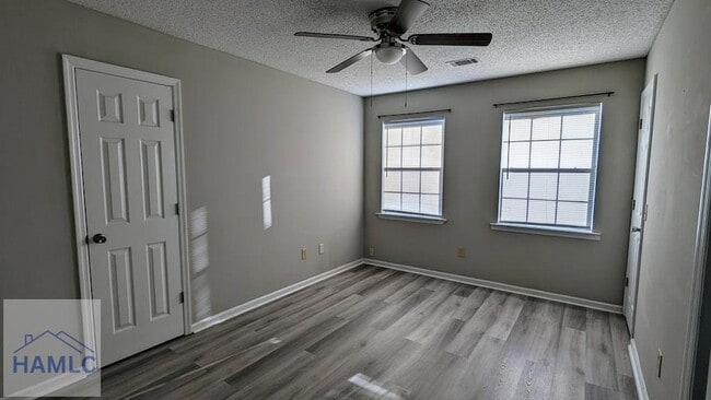 Building Photo - 122 Crosby Dr