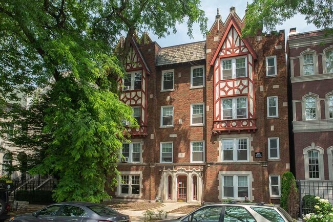 Building Photo - 2129 N Dayton St