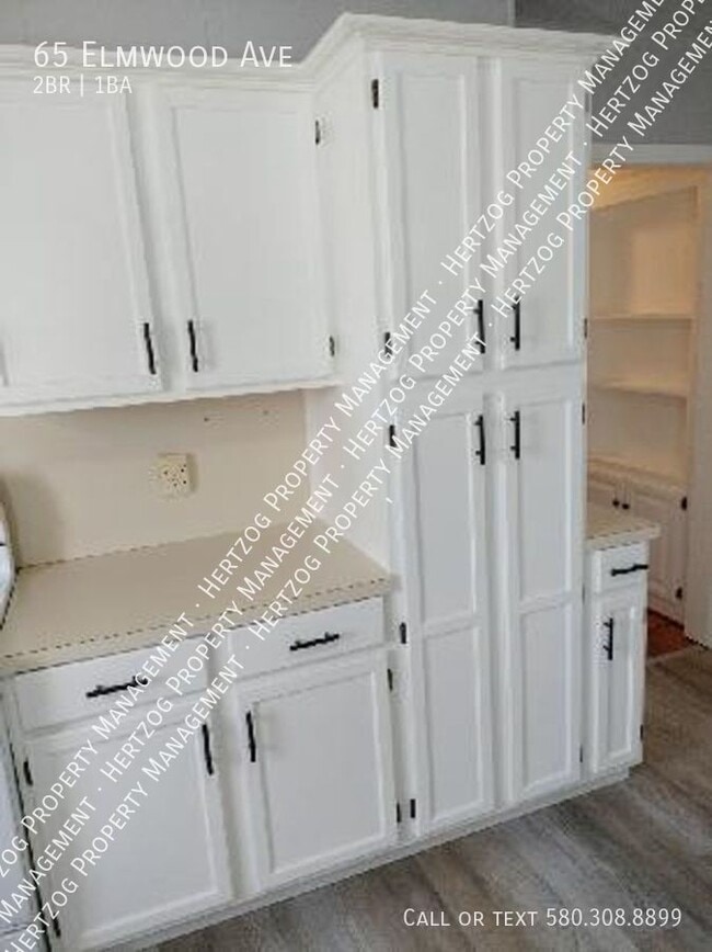 Building Photo - 65 Elmwood Ave