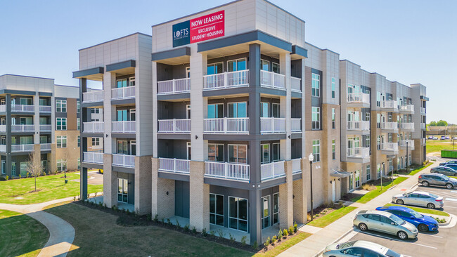 Building Photo - Lofts at Houston Central