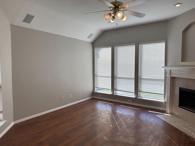 Building Photo - 1329 Bent Tree Dr