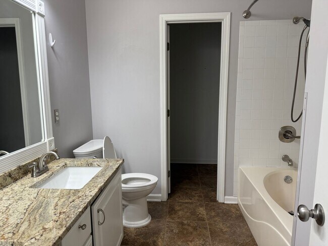 Building Photo - Townhouse in Weatherly (Alabaster)