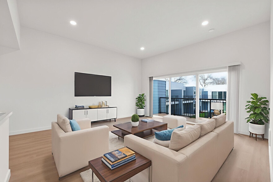 Building Photo - IRONWOOD GREENS