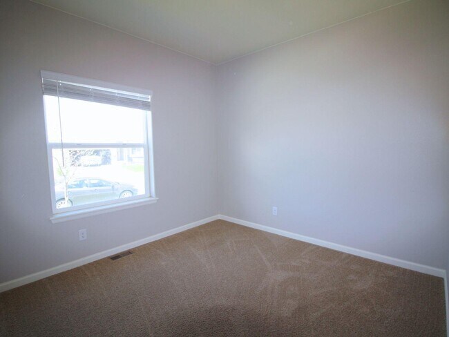 Building Photo - 8872 Ventura St