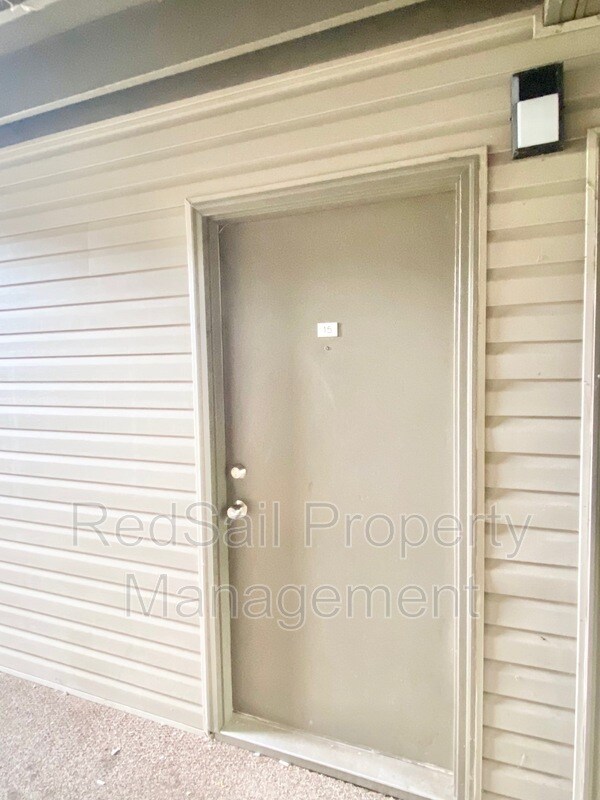 Building Photo - 15 Cape Dorey Dr