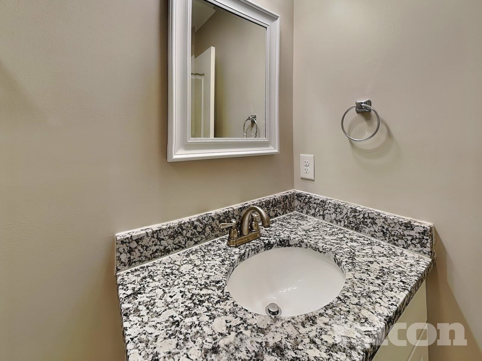 Building Photo - 150 McKinnon Ave NE