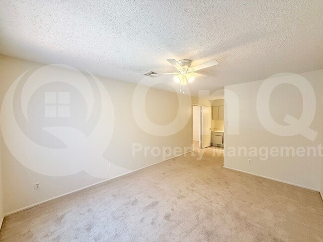 Building Photo - 1717 E Union Hills Dr