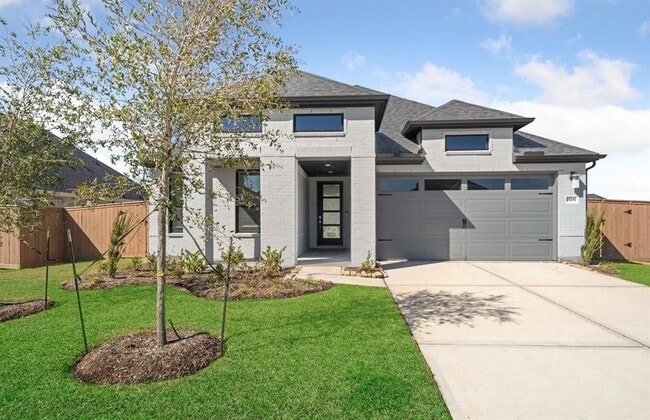 Primary Photo - 25310 Framlingham Dr