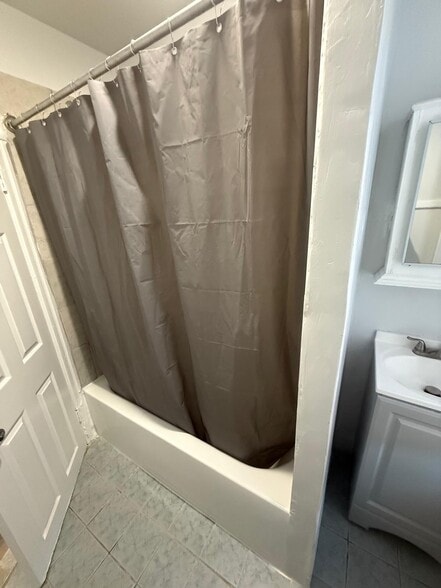 Building Photo - 3550 N Marshall St