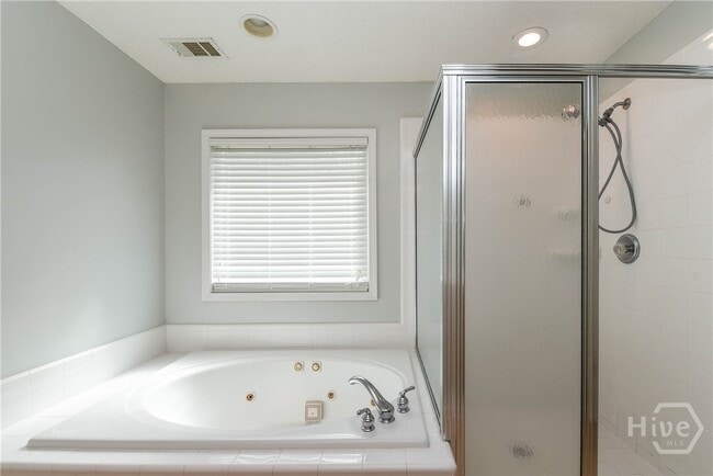 Building Photo - 161 Marshview Dr