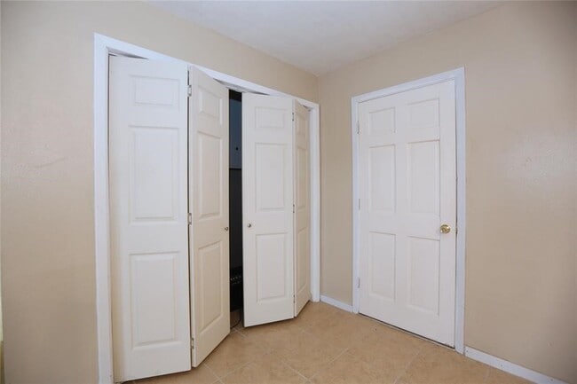 Building Photo - 903 Mabry St