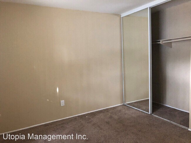 Building Photo - 421 S Mollison Ave