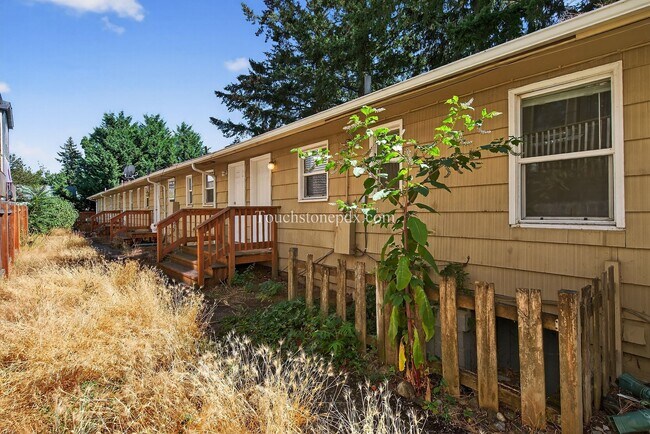 Building Photo - Brentwood-Darlington 2BD|1BA Apartment