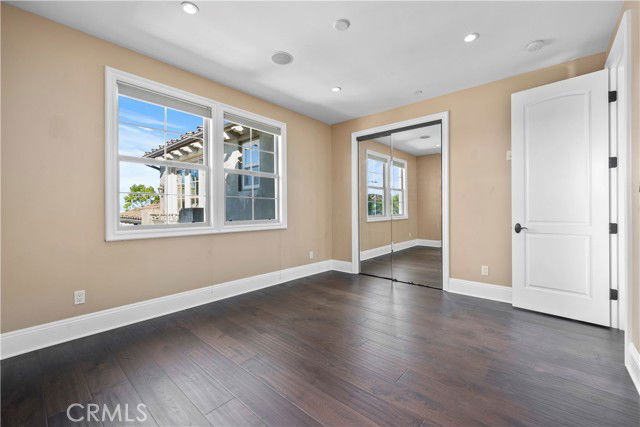 Building Photo - 18 Via Cima