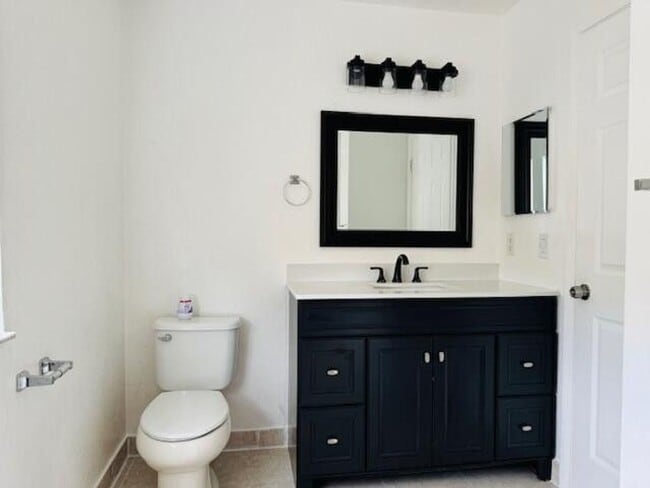 Building Photo - 6008 Strawberry Fields Way