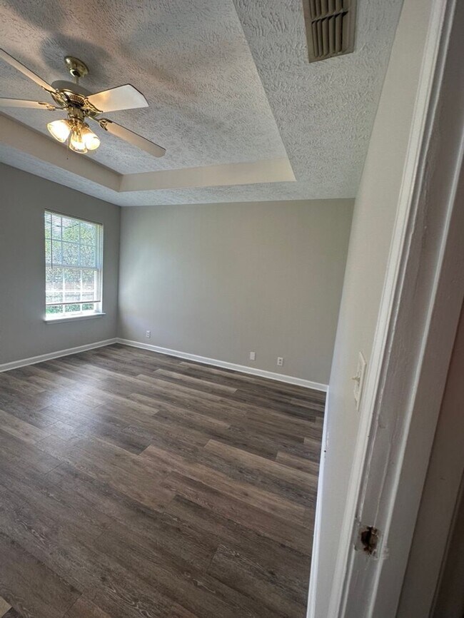 Building Photo - 2506 Gold Valley Dr