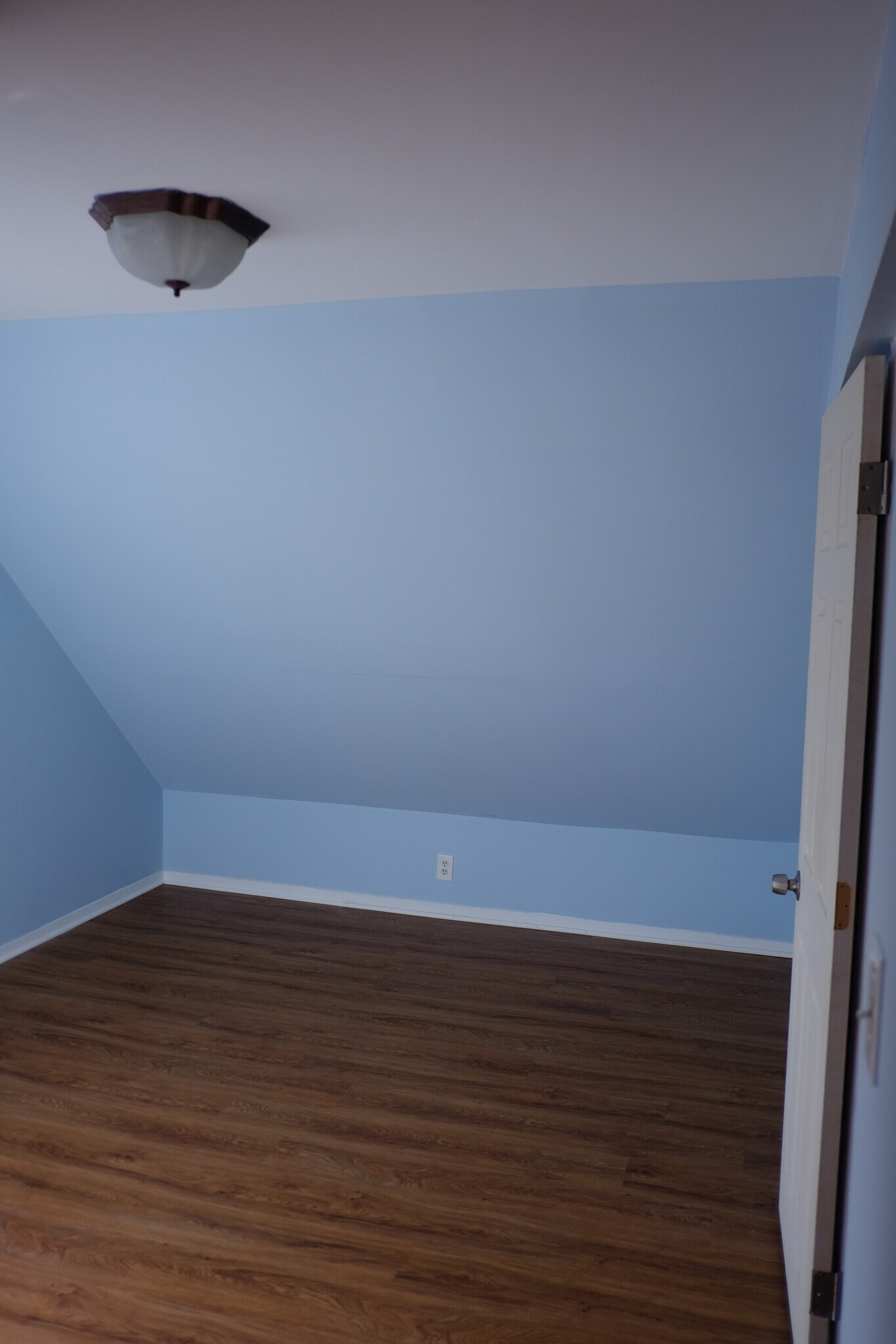 Building Photo - 3525 W Fullerton Ave